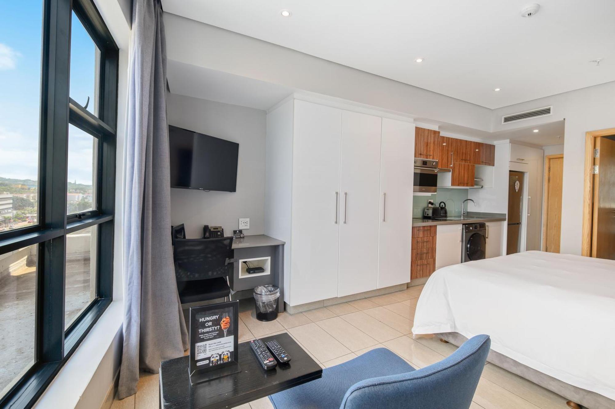 ذا كابيتال بيرلز دوربان المظهر الخارجي الصورة A studio apartment in Cape Town, South Africa